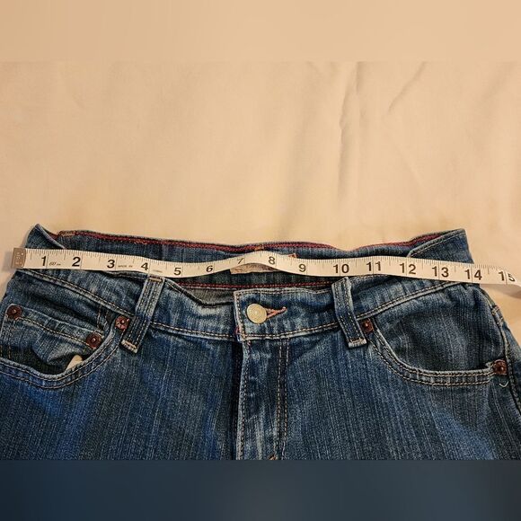 Levi's 550 Relaxed Boot Cut Size 6 Short - Picture 9 of 9